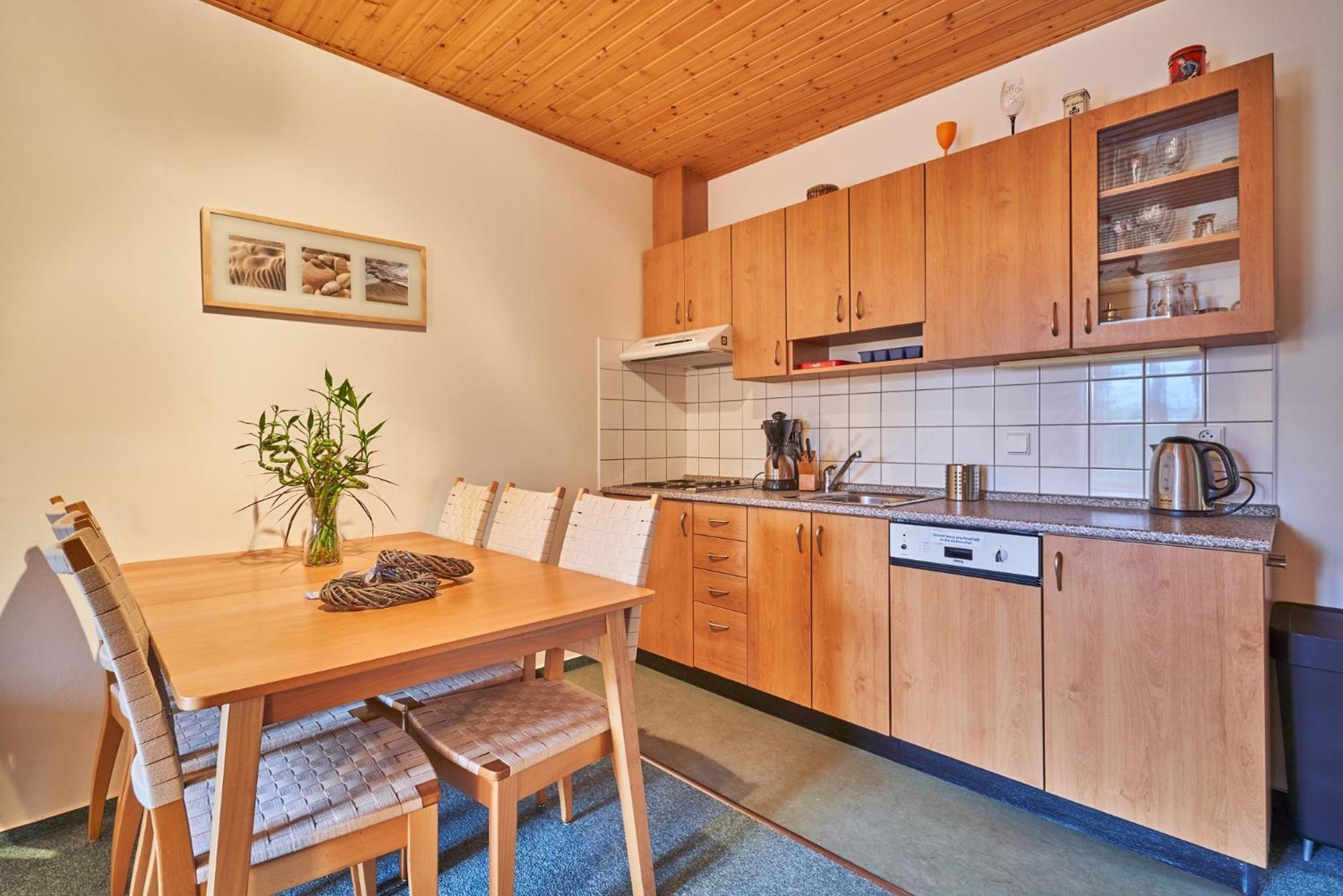 Poustevnik Apartments Pec pod Snezkou Rum bild